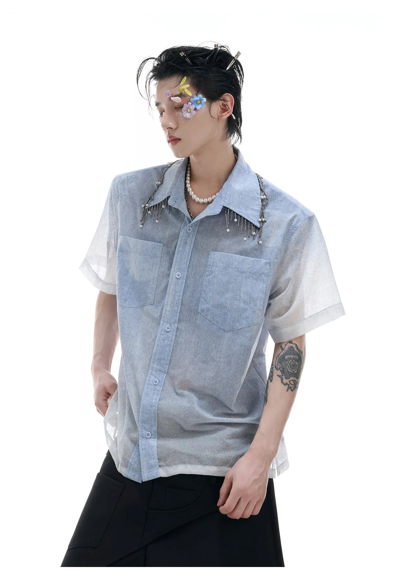 Men's loose blue and white gradient short sleeve shirt with quilted pattern