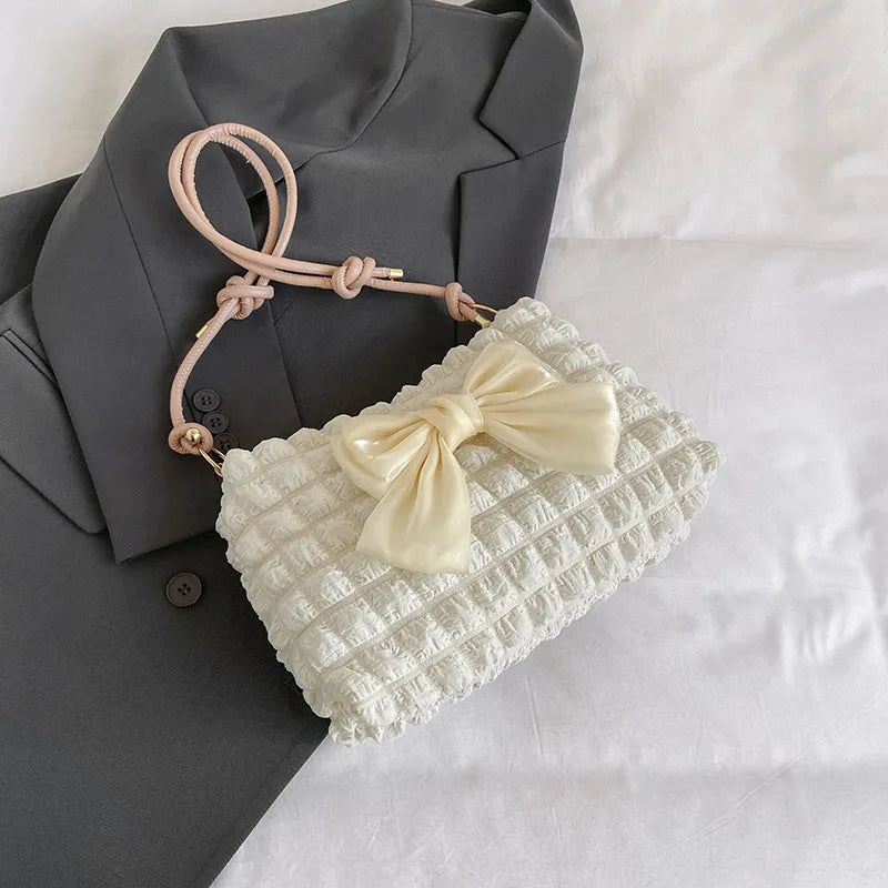 Women's one-shoulder canvas handbag in horizontal square shape with street trend sewing thread detailing