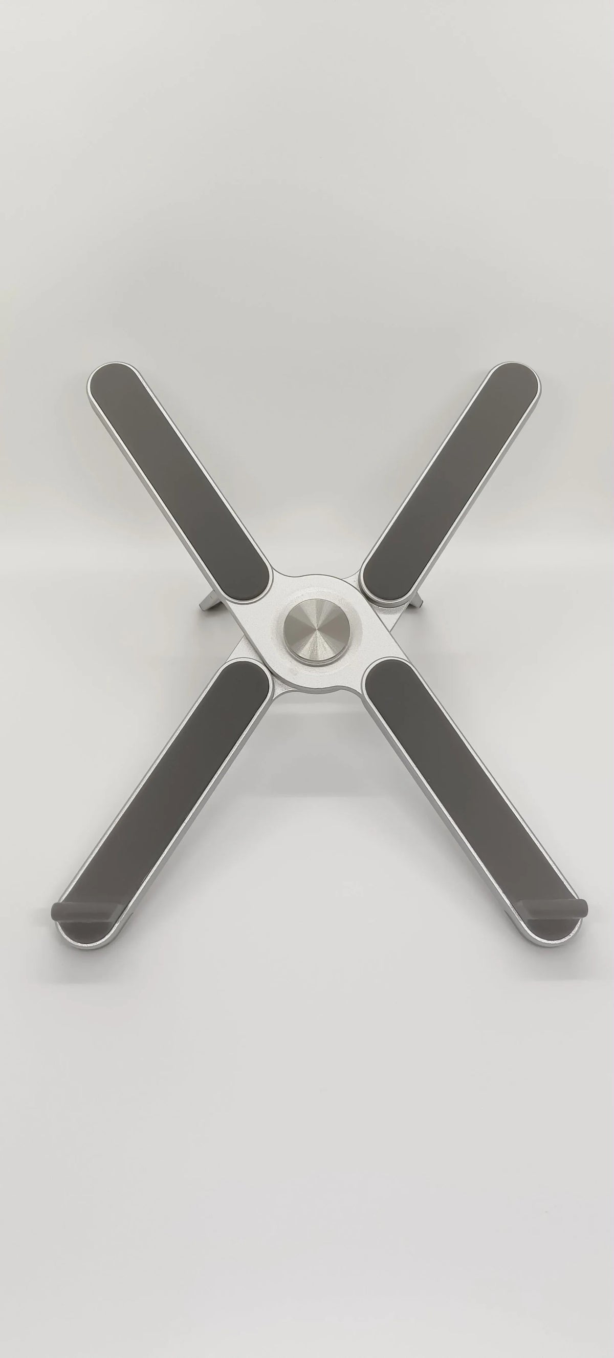 Foldable aluminium alloy laptop bracket in silver, measuring 280 x 23.5 x 46.5 mm