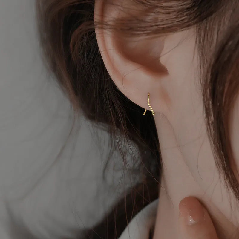 Good Morning copper electroplated Y-line earrings with geometric English letter motif for women
