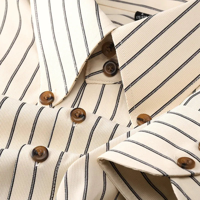 Coffee coloured striped men's long-sleeved shirt with slim fit and wool lining for spring and autumn wear