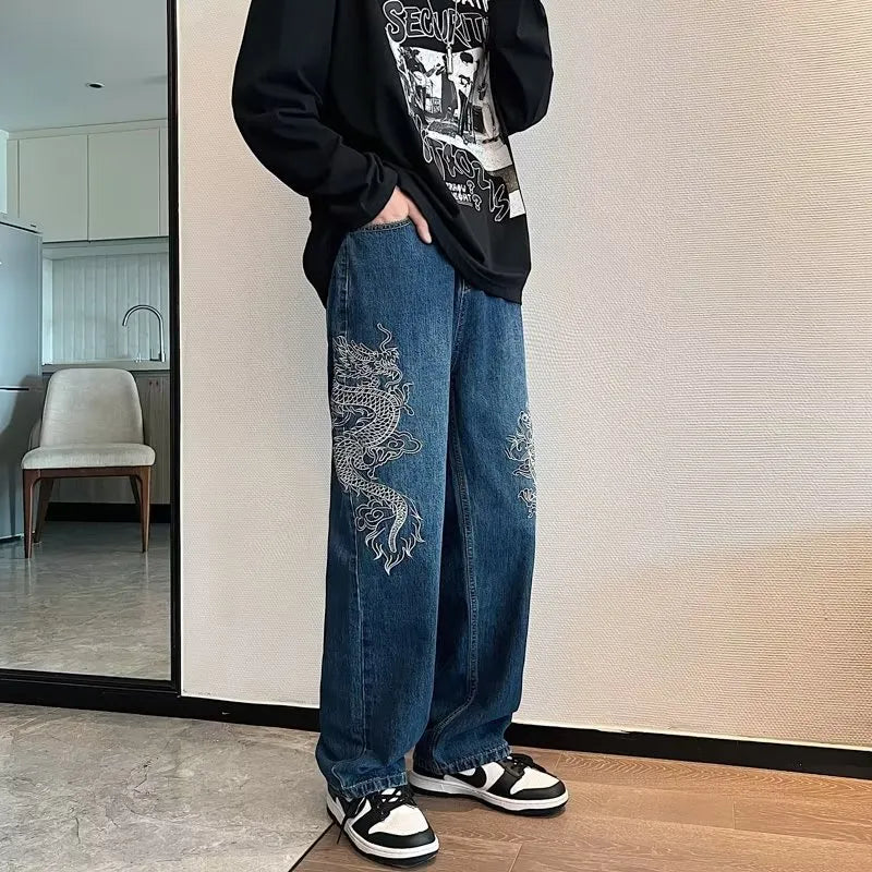 Loose embroidered jeans for men in Jinlong colour, cowboy style with three-dimensional tailoring, available in sizes S-3XL.