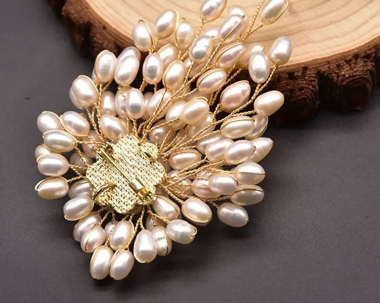 Natural pearl handmade vintage brooch pin for women gold plated copper