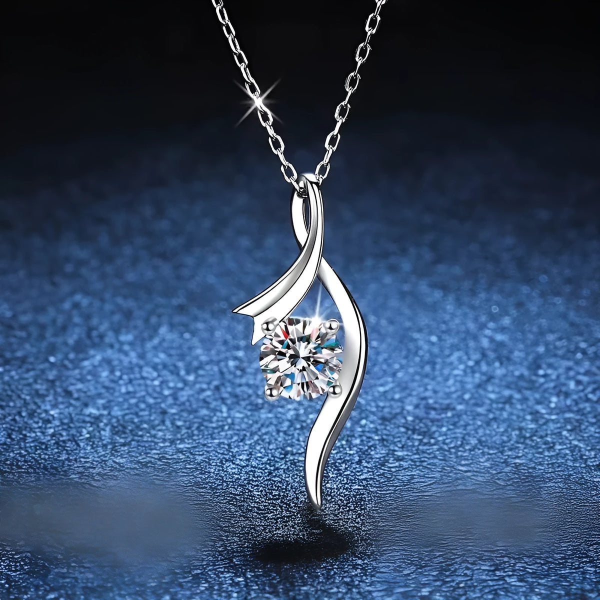 925 sterling silver necklace with four-claw 1 carat moissanite round geometric pendant on O-shaped chain, white gold colour