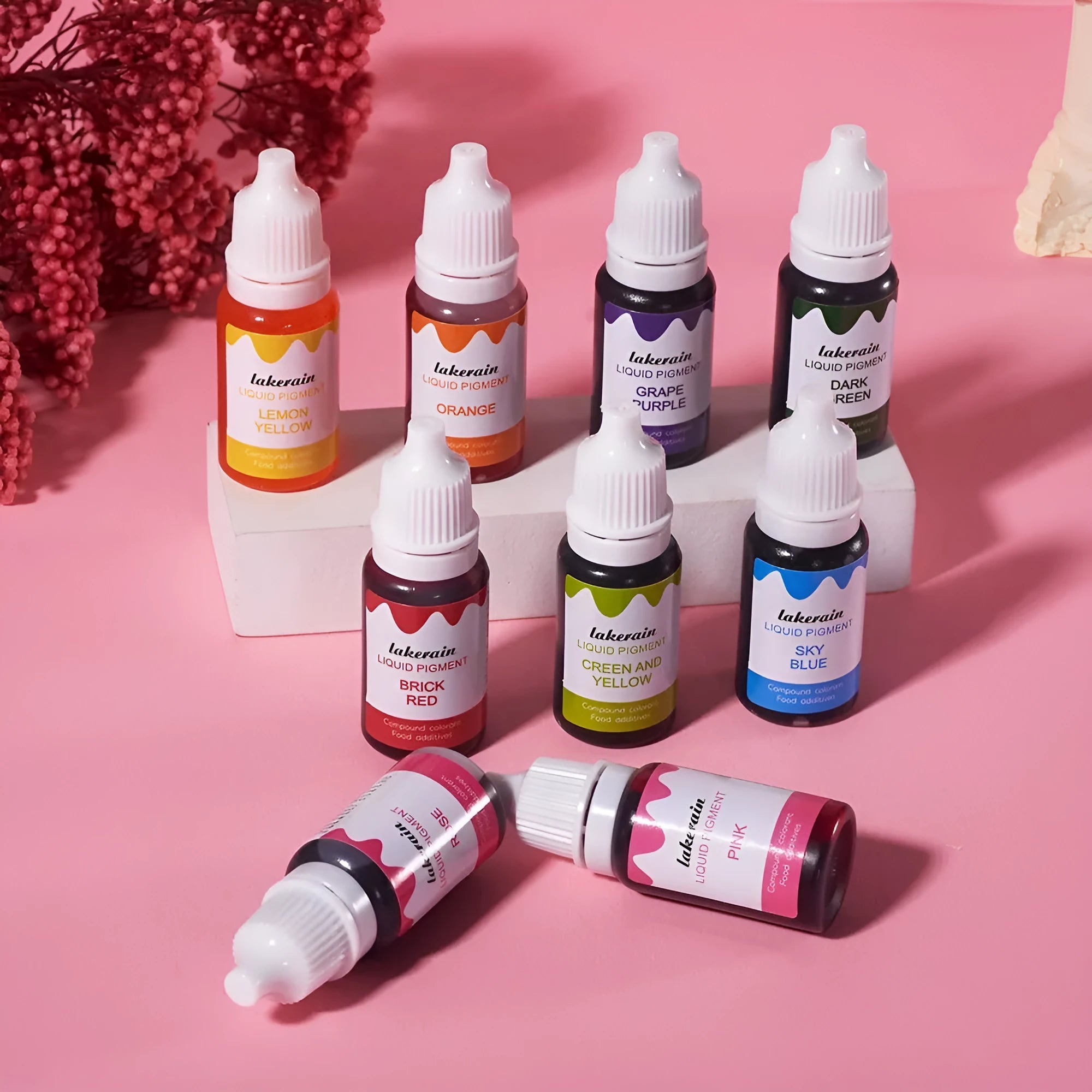 Set of 24 bottles of pigment raw material for handmade soap and natural food colouring, with crafting accessories.
