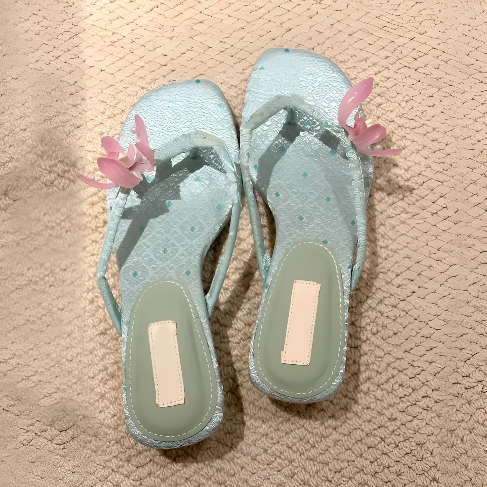 Blue cowhide leather square-toe flower flip-flop for women, size 37, street style