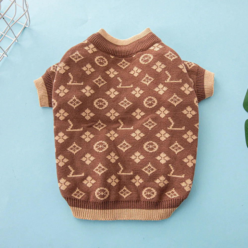 Wool dog sweater in monochrome and two-tone colours for autumn and winter wear