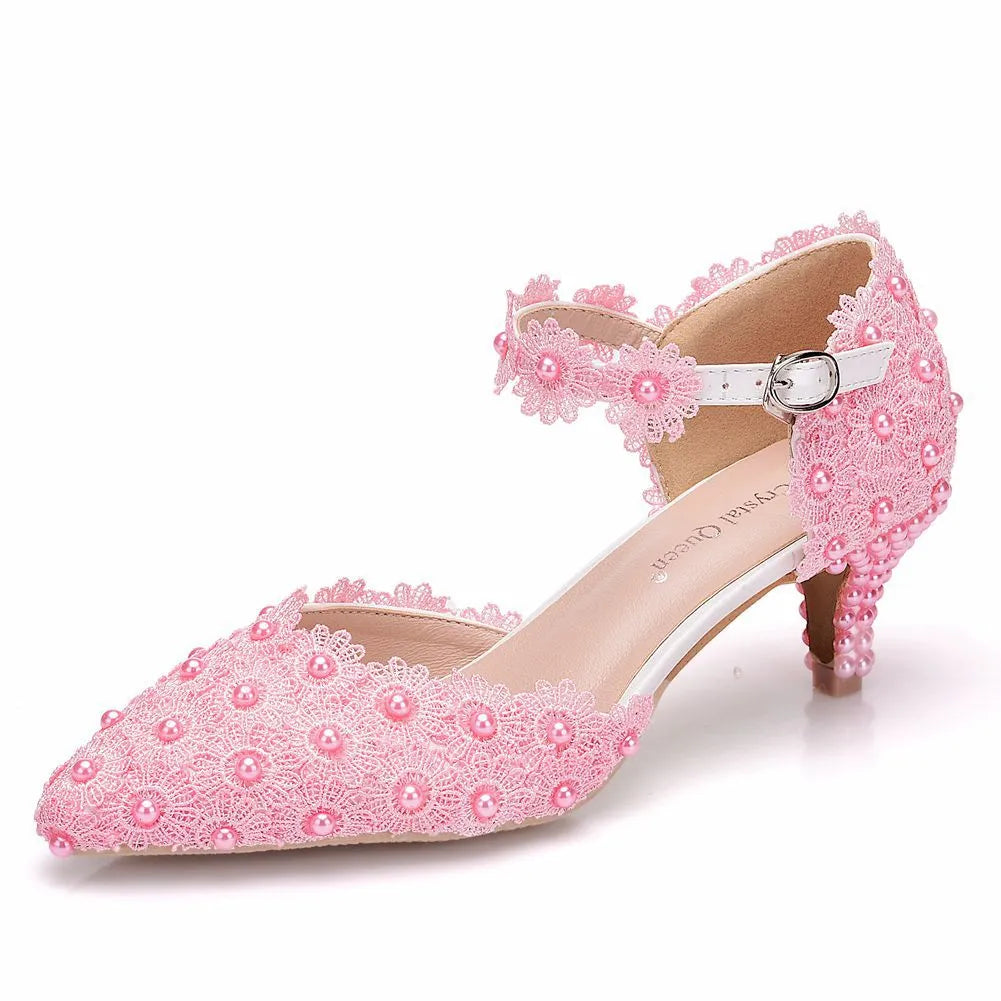 Pointed toe low heel sandals for women in white artificial PU with stiletto heel, side view