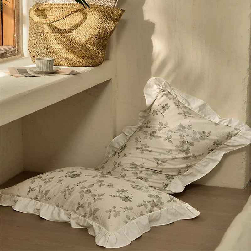 Cotton and linen yarn-dyed printed four-piece bedsheet set in raw jute colour with lace trim
