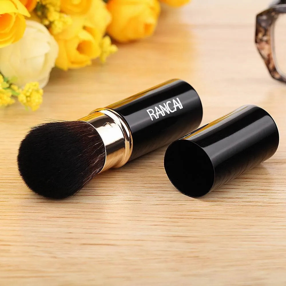 RANCAI retractable makeup brush, 9cm aluminium tube, 3cm fibre wool bristles, black or red.