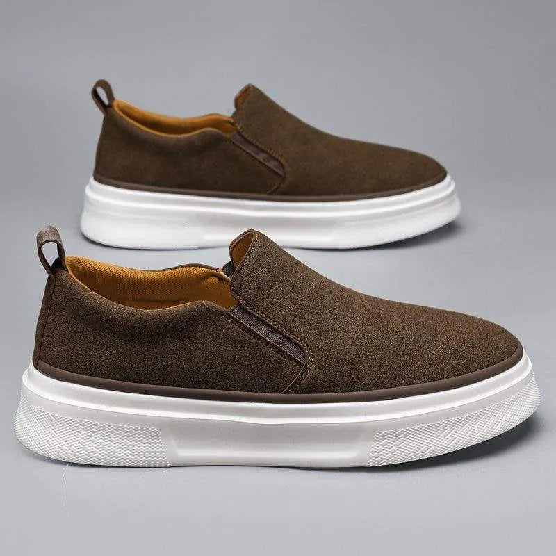 Men's casual cowhide leather shoes in light gray with round toe and foam rubber sole