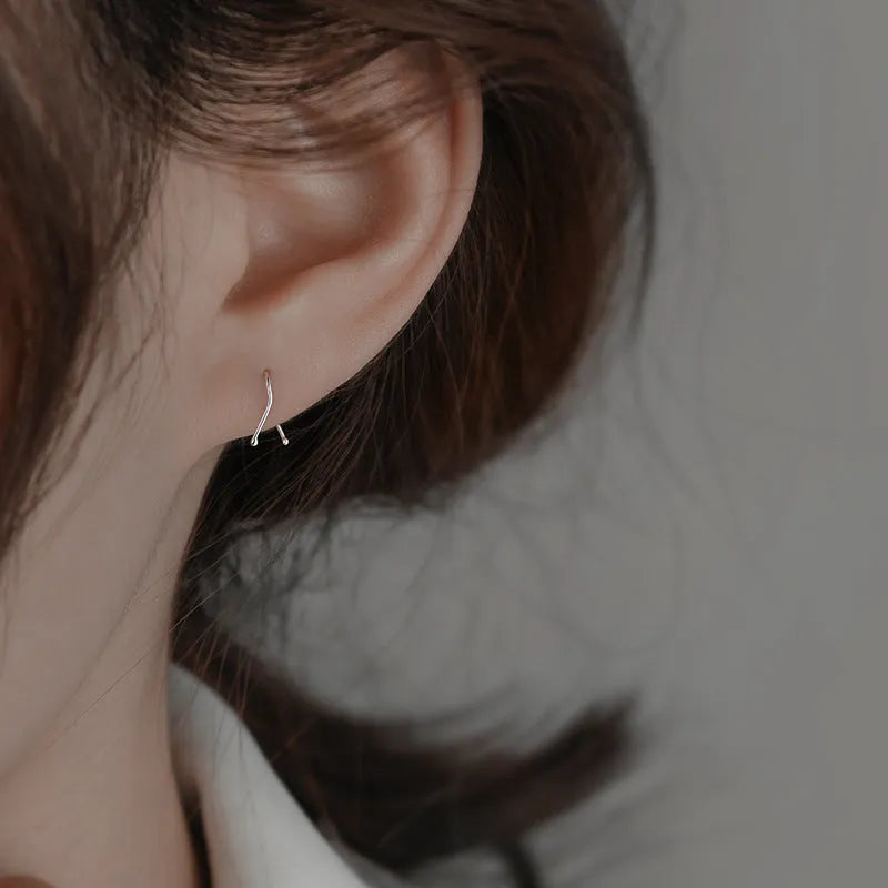 Good Morning copper electroplated Y-line earrings with geometric English letter motif for women