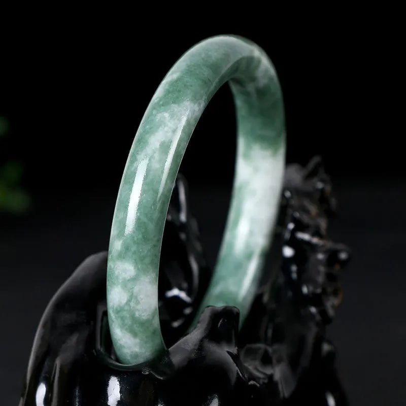 Green Guizhou Cui jade bracelet, Chinese style polished bangle, ring mouth 55-62mm