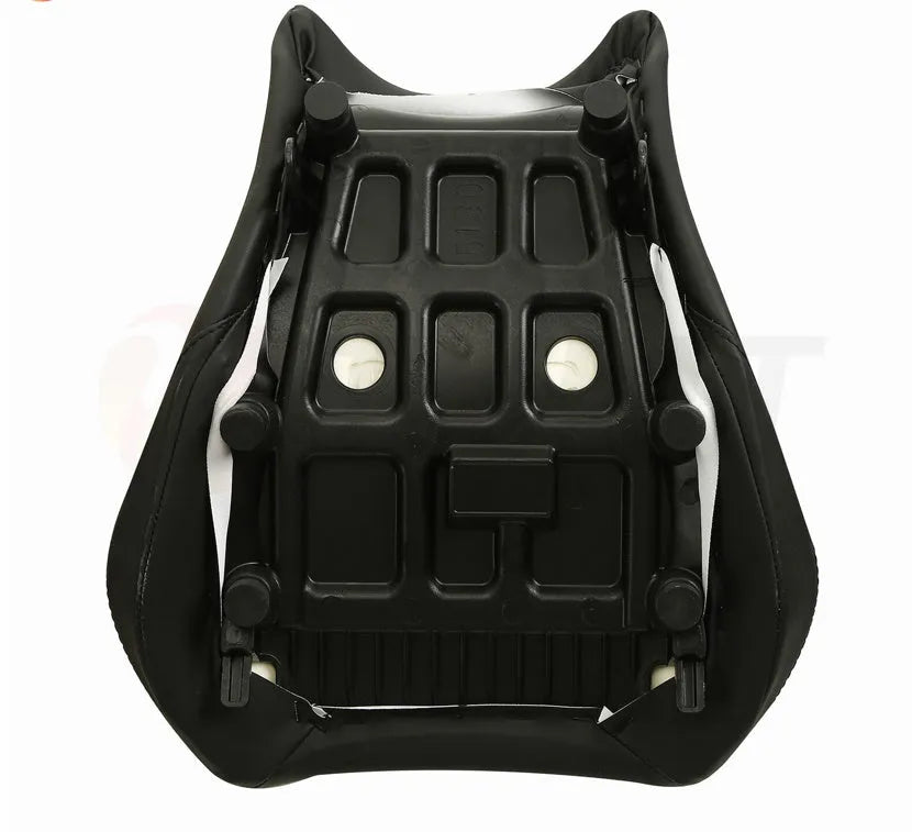 Suzuki GSXR1000 PU leather seat cover set in L size on motorcycle seat
