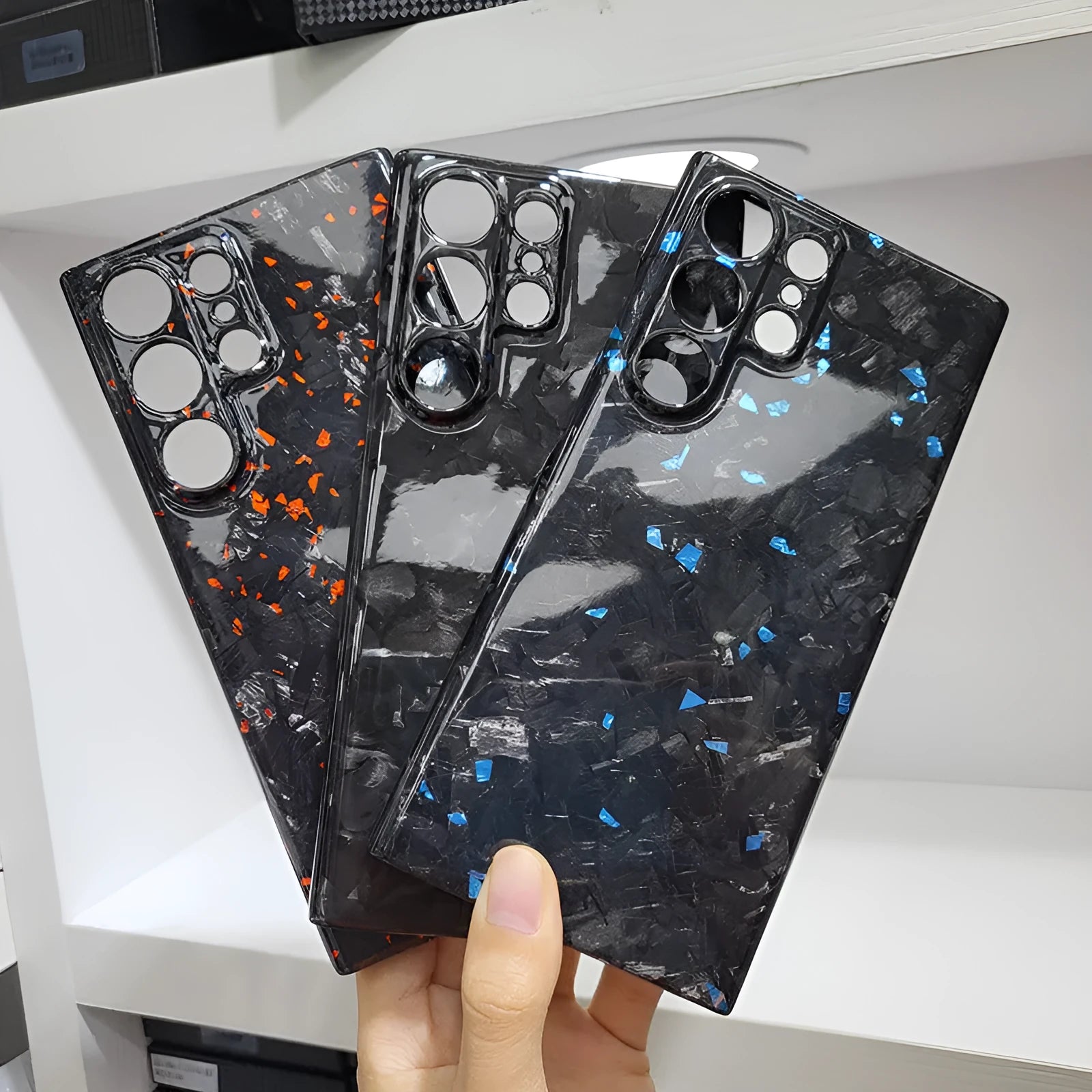 Forged carbon fibre phone case for Samsung S25 Ultra in bright black with heat dissipation