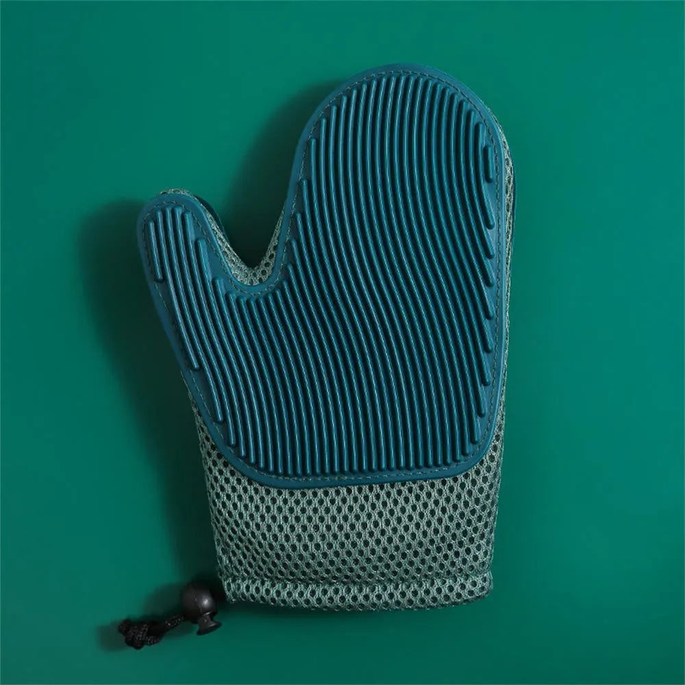 TPR and mesh pet grooming glove for dog and cat hair removal measuring 21cm