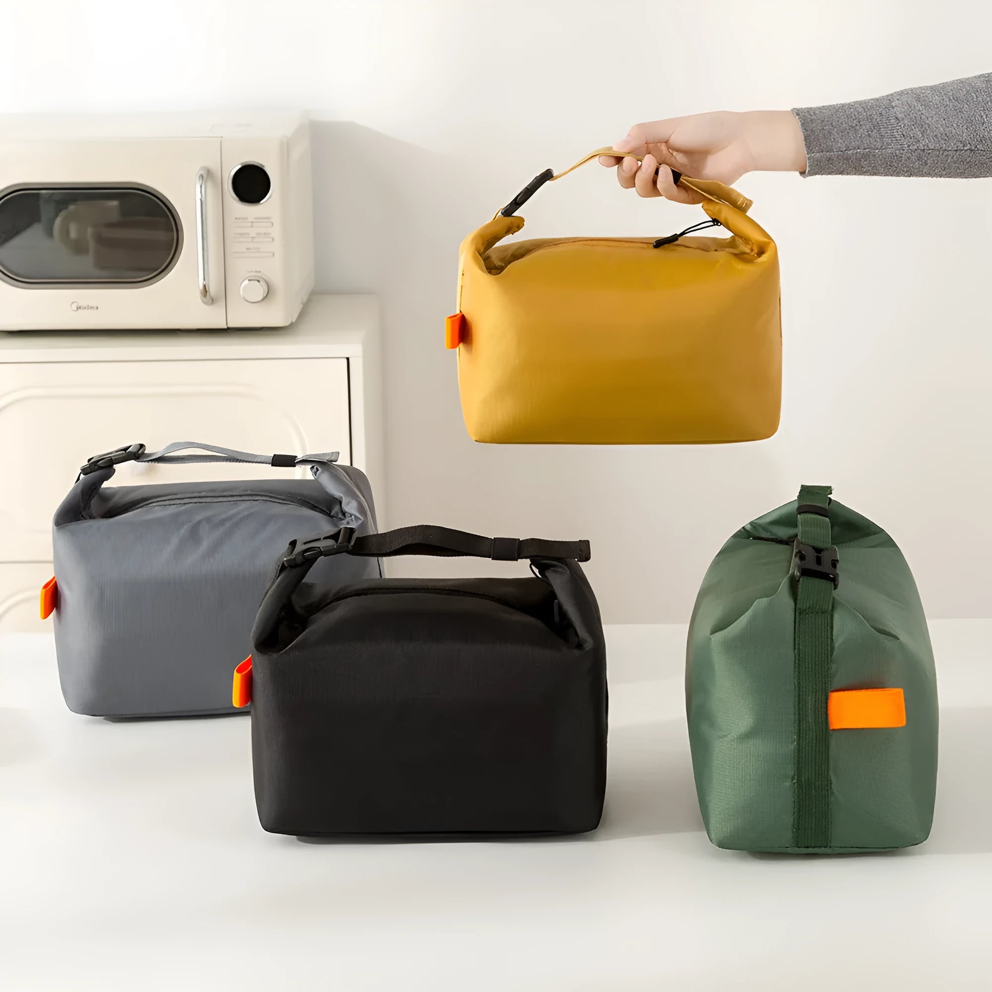 Oxford cloth insulated lunch bag with Japanese-style design in Army Green colour