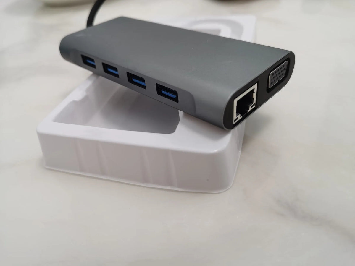 11-in-1 USB-C hub docking station with HDMI, VGA, audio, RJ45, USB 3.0, SD, TF, and PD ports