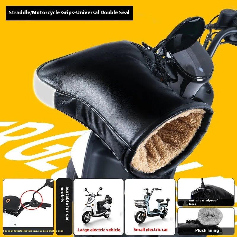 Electric motorcycle winter thermal waterproof handle grip gloves with fleece lining in gray reflective stripe style
