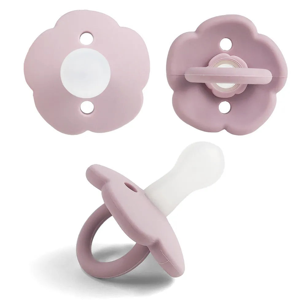 Baby pacifier with lace nipple in edible silicone, 6.5x5x5cm, for 0-6 months, apricot colour