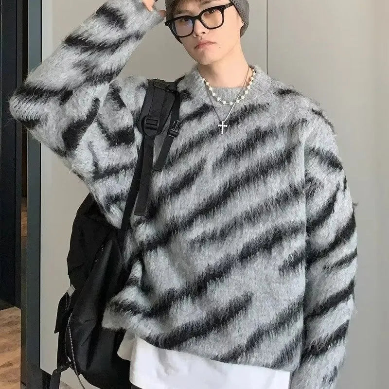 Zebra stripe retro cardigan men's loose knit sweater in cotton blend, gray colour, long sleeves