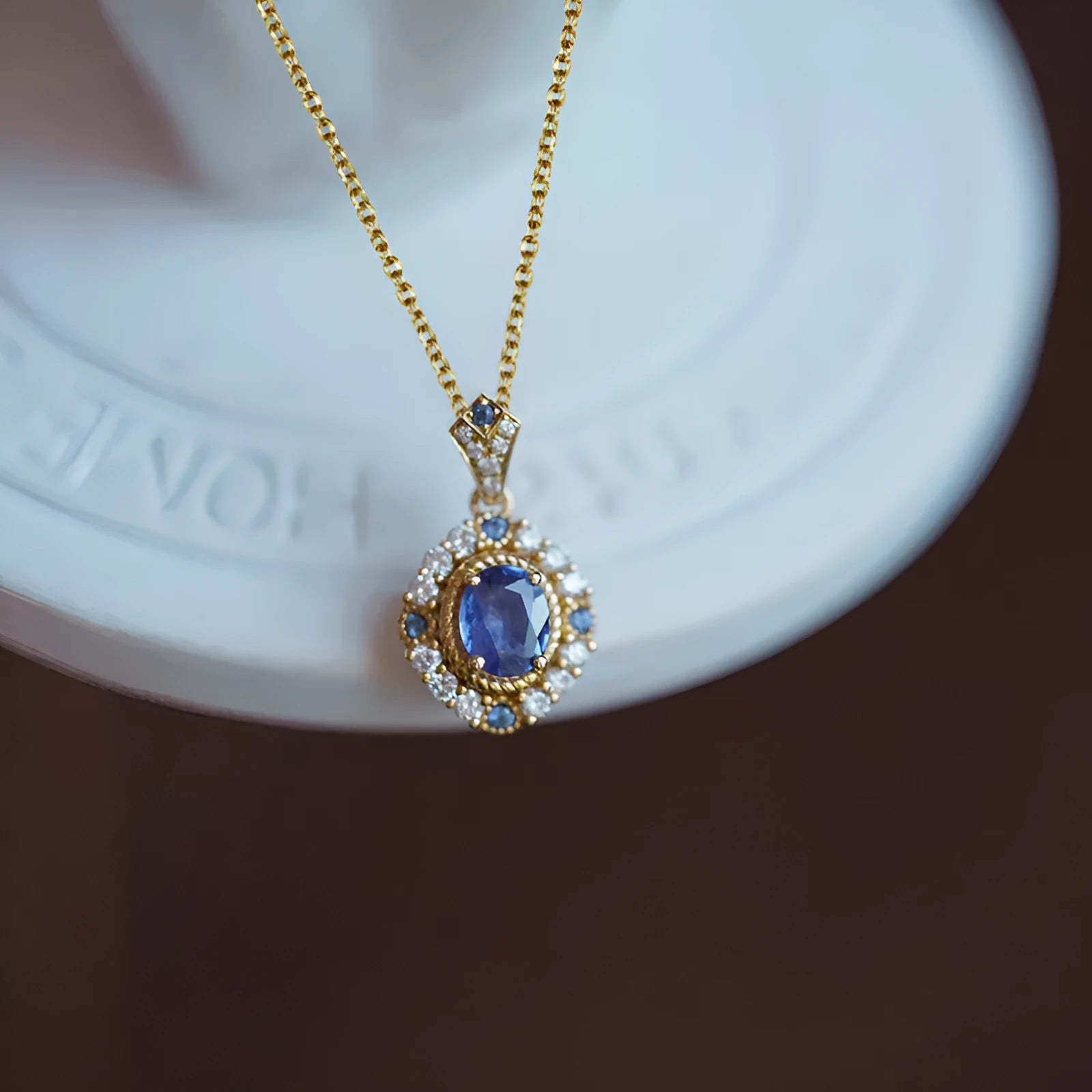 Yellow gold women's necklace with mixed gem pendant on adjustable 21-50cm box chain