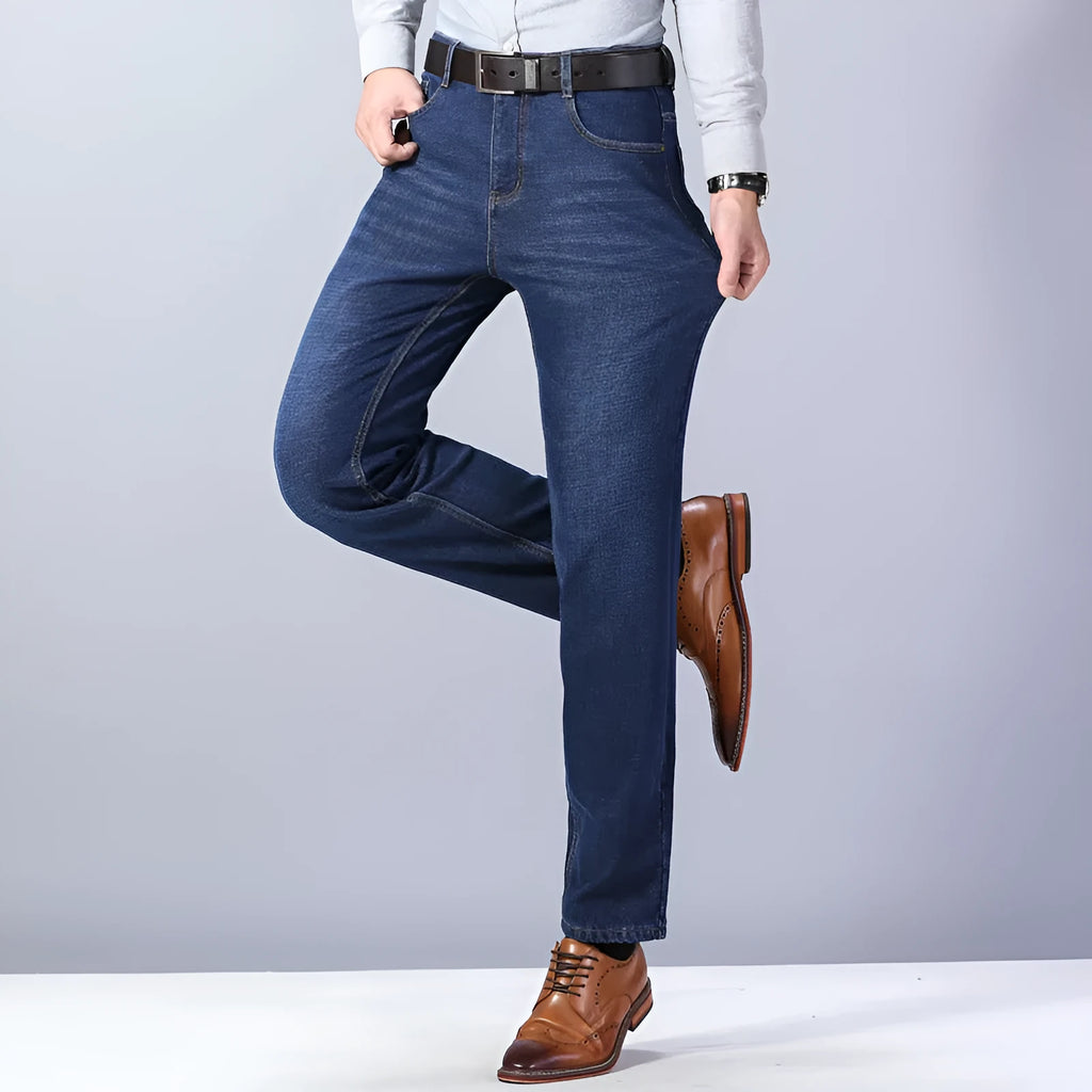 Thickened plush jeans for men in black cotton with medium waist and straight tube leg