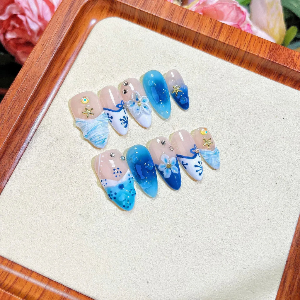 Blue hand-painted carved summer ice transparent plastic fake nails set for women