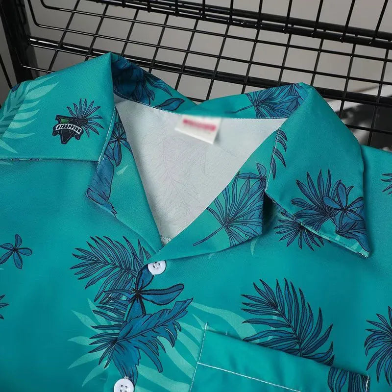 Men's green printed Hawaii beach shirt with loose fit and short sleeves, front view