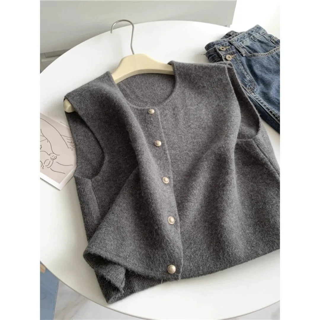 Women's thin polyester pullover vest in half-sleeve design available in multiple colours