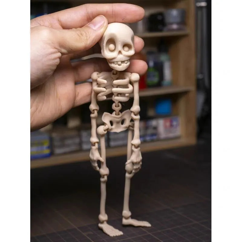 18cm tall 3D-printed skull refrigerator magnet in modern art style with magnetic backing