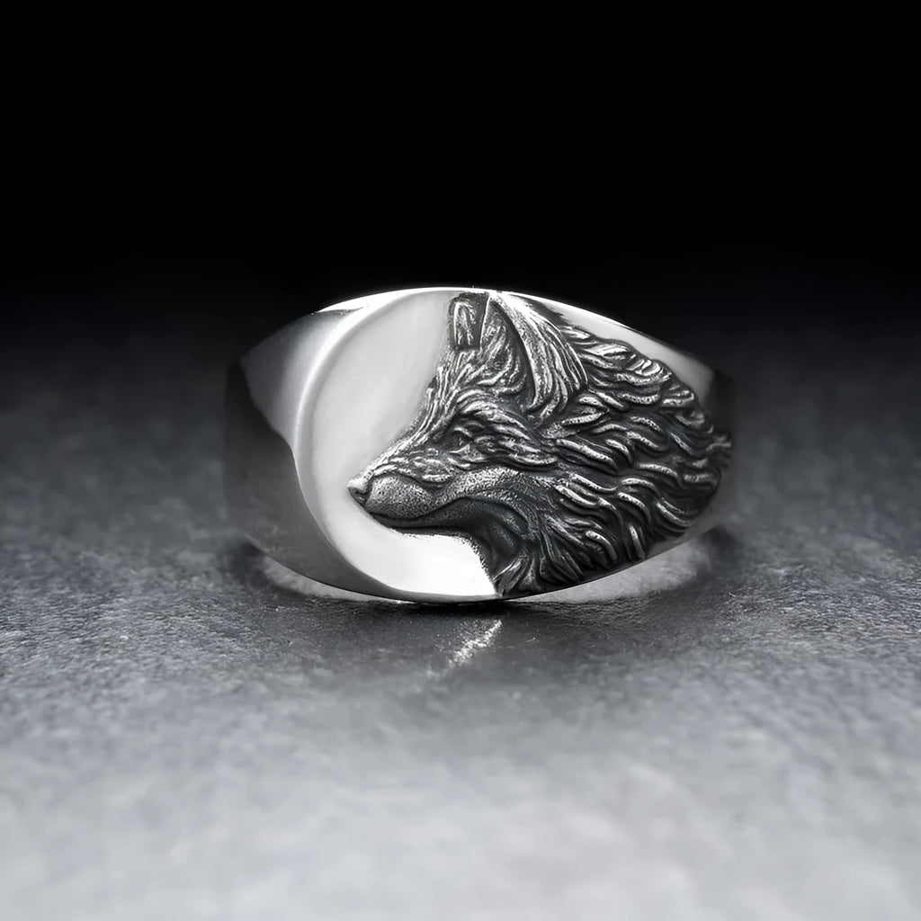 Silver alloy men's ring with geometric wolf shape design in European American retro style