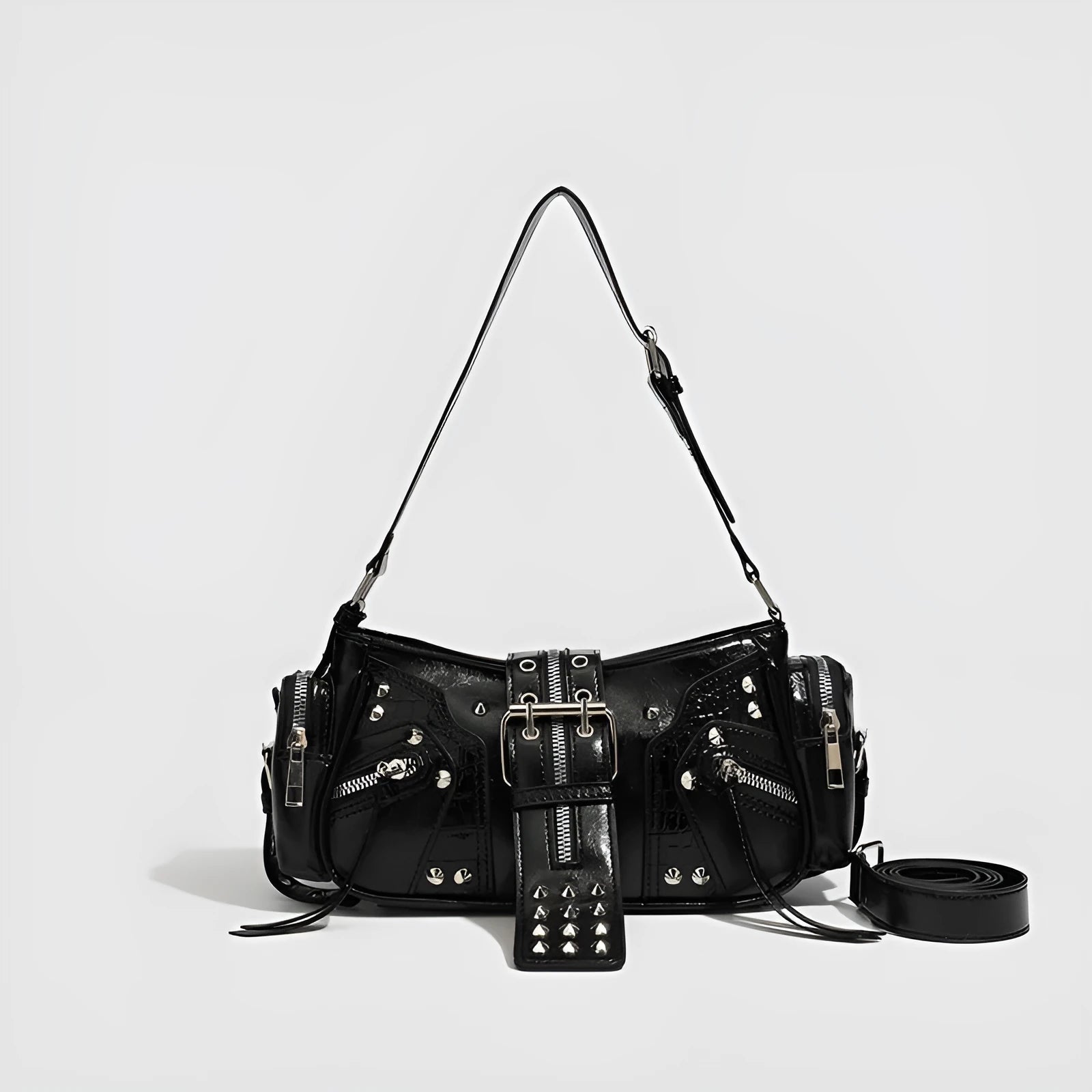 Black retro dumpling-shaped handbag with oil wax leather exterior and multiple internal compartments