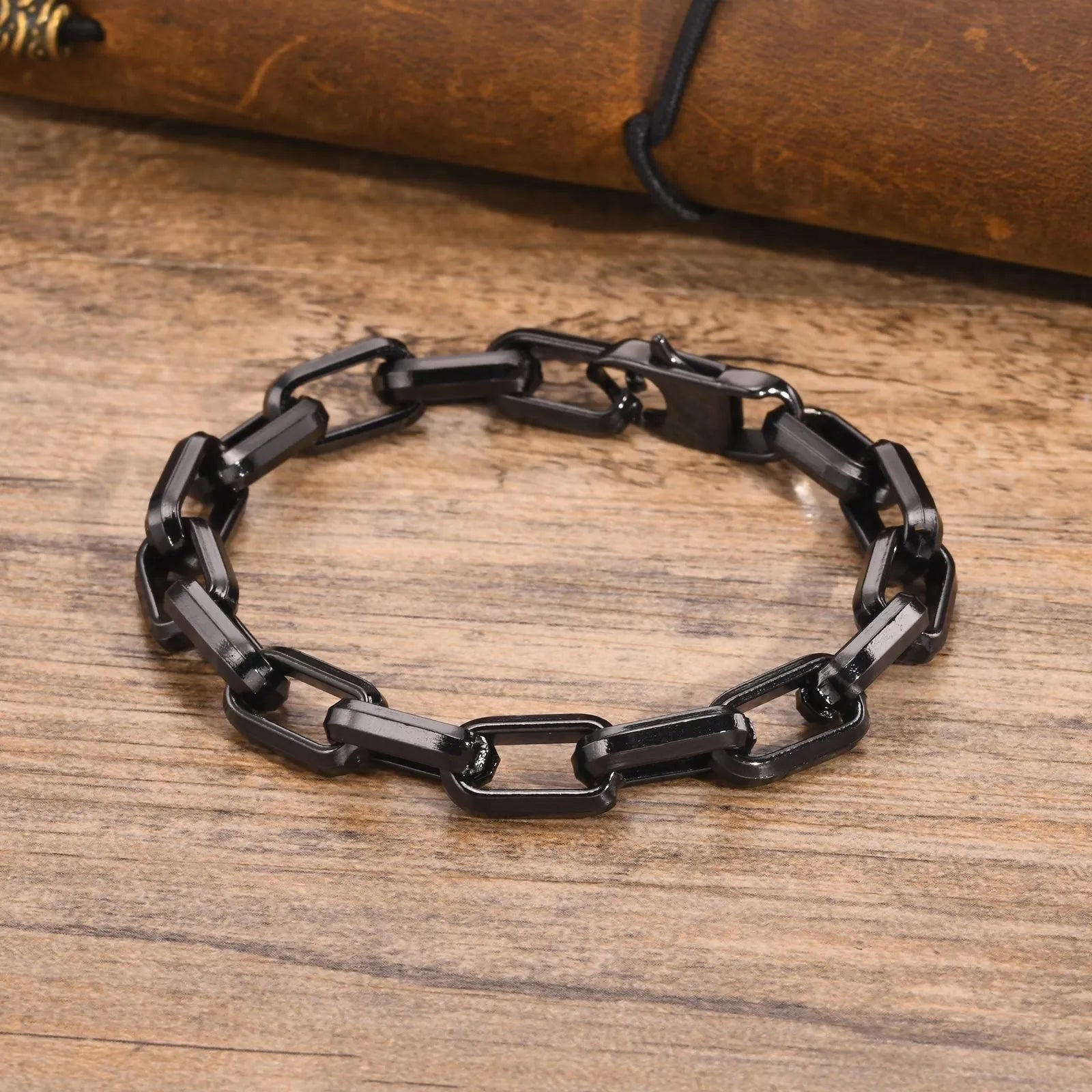 Men's square chain bracelet in titanium steel with electroplated finish