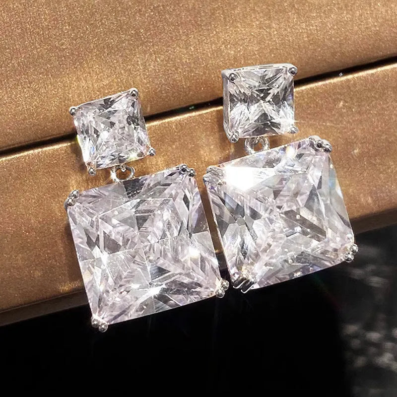 Geometric square design copper earrings with quadrilateral shape in white gold or gold colour