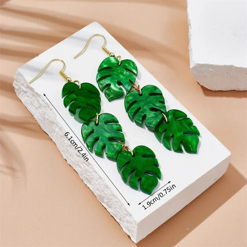 Summer Atmosphere Coconut Artocarpus Heterophyllus drop-shaped earrings in alloy with acrylic detail