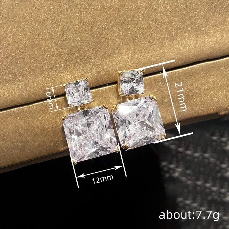Geometric square design copper earrings with quadrilateral shape in white gold or gold colour