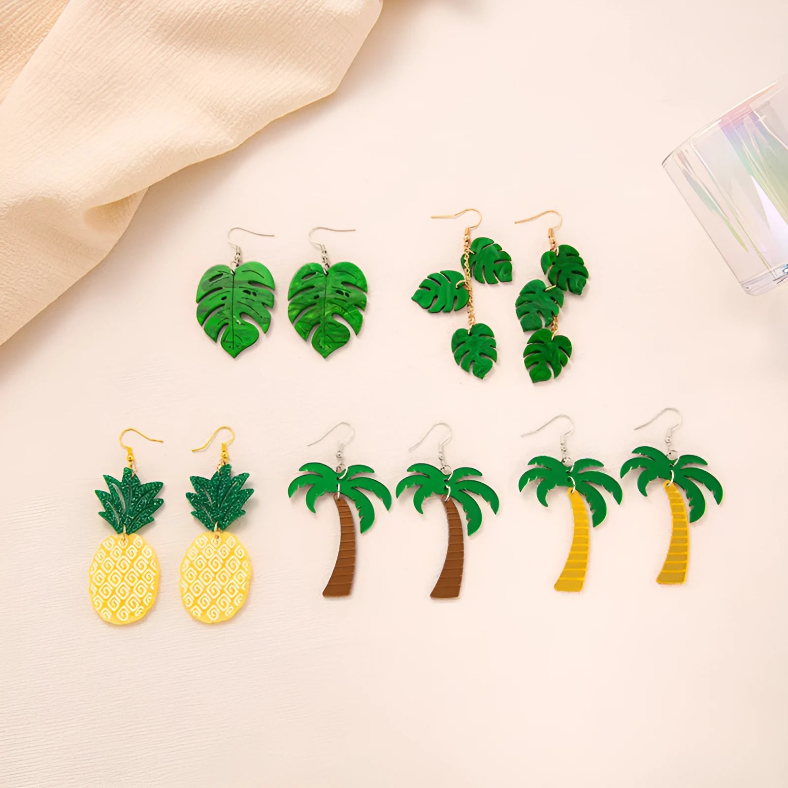 Summer Atmosphere Coconut Artocarpus Heterophyllus drop-shaped earrings in alloy with acrylic detail