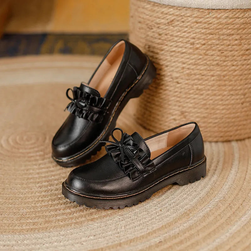 British style women's black leather shoes with chunky flat heel and round toe