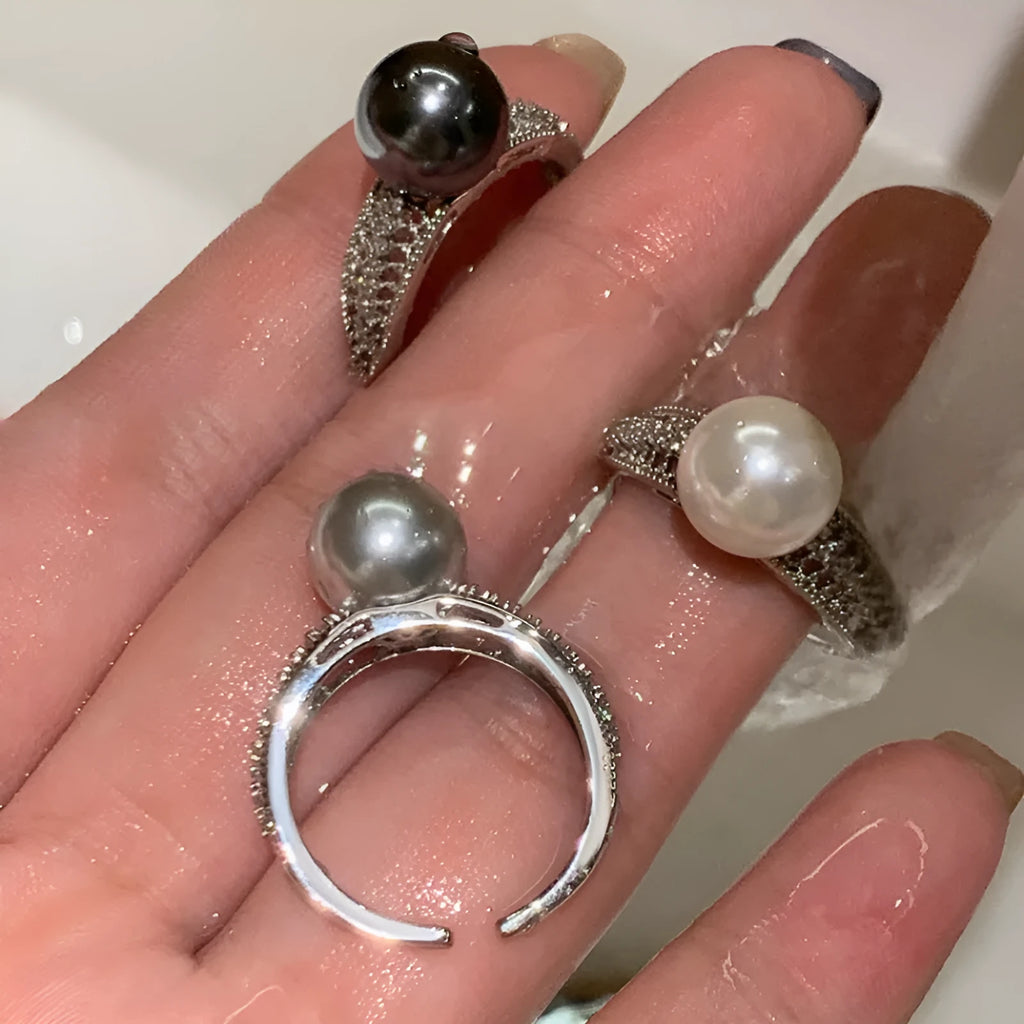 Geometric black pearl open ring with adjustable copper band for women's index finger