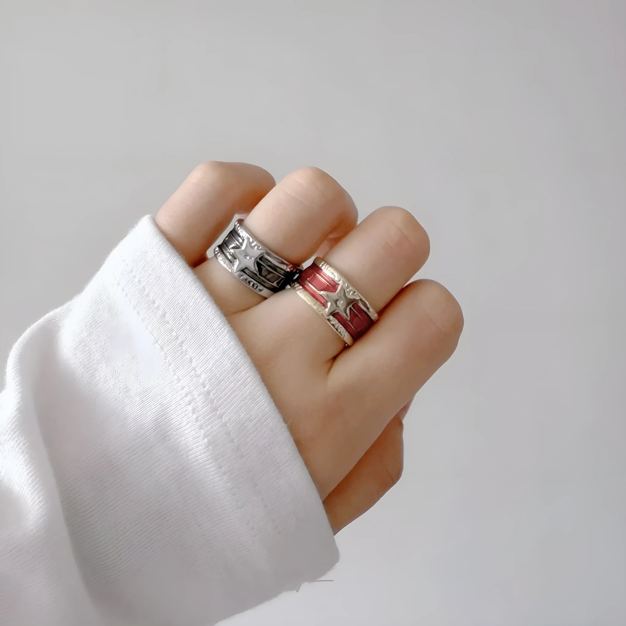 Adjustable retro-style geometric copper ring with line detailing and electroplated finish.