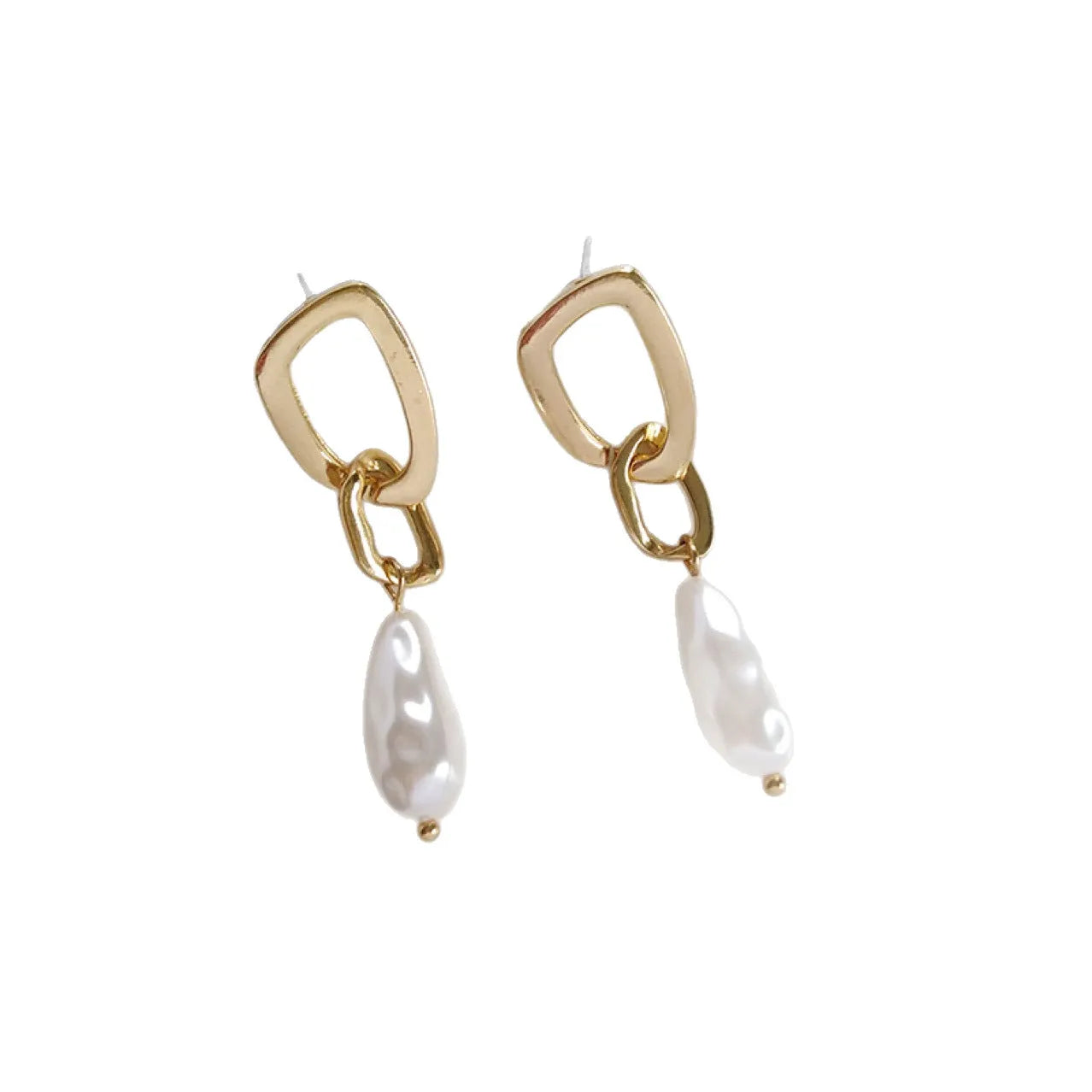 Gold copper irregular French pearl pendant earrings with geometric-shaped drop, 5 cm length, on white background