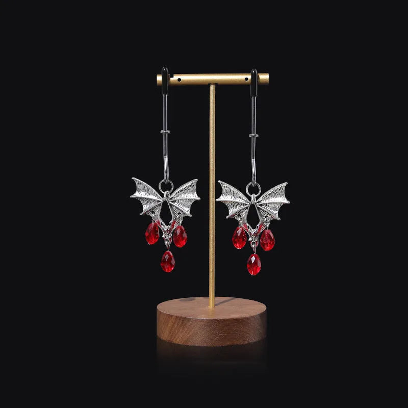 Silver adjustable bat nipple clamp jewellery with alloy construction and tension adjustment