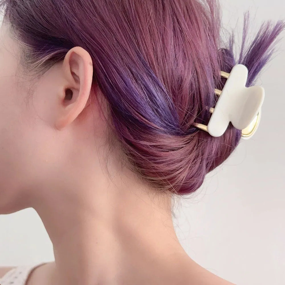 Women's retro acetate hair barrettes with metal grip in four colour options