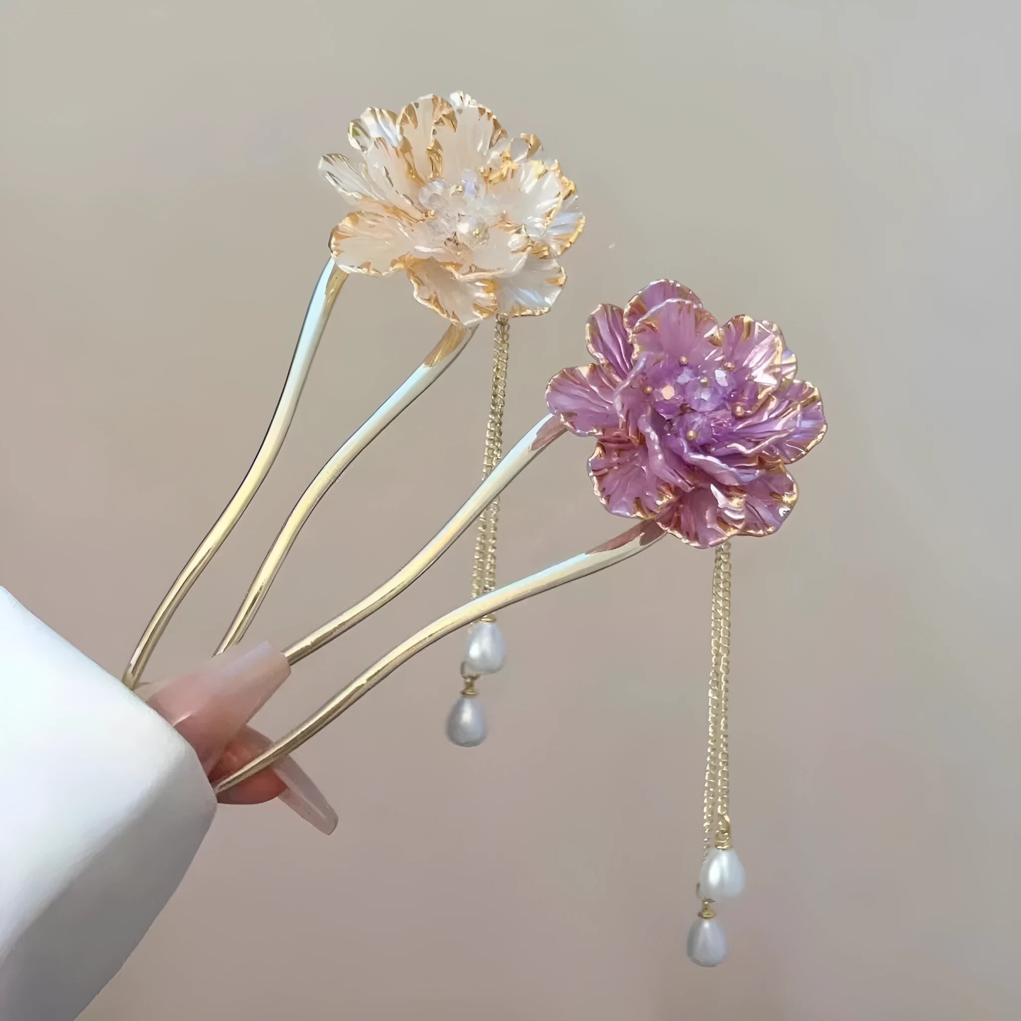 Purple and white alloy peony U-shaped hairpin with retro pastoral styling