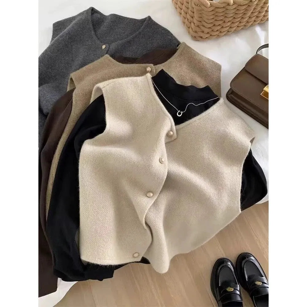 Women's thin polyester pullover vest in half-sleeve design available in multiple colours