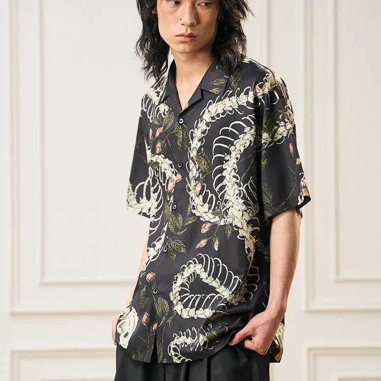 Snake bone and floral pattern printed Cuban collar short sleeve shirt with loose fit cardigan styling