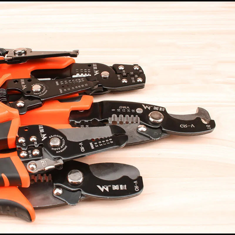 Multifunctional electrician manual peeling pliers with 0.6-3.2mm stripping capacity in 165mm size
