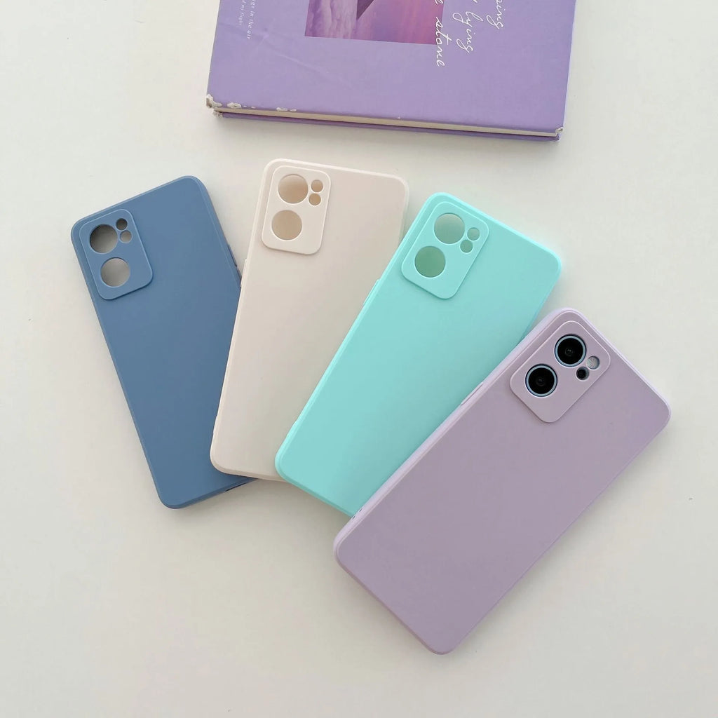 Fine hole matte TPU straight edge phone case in black for Realme10 and RealmeV20