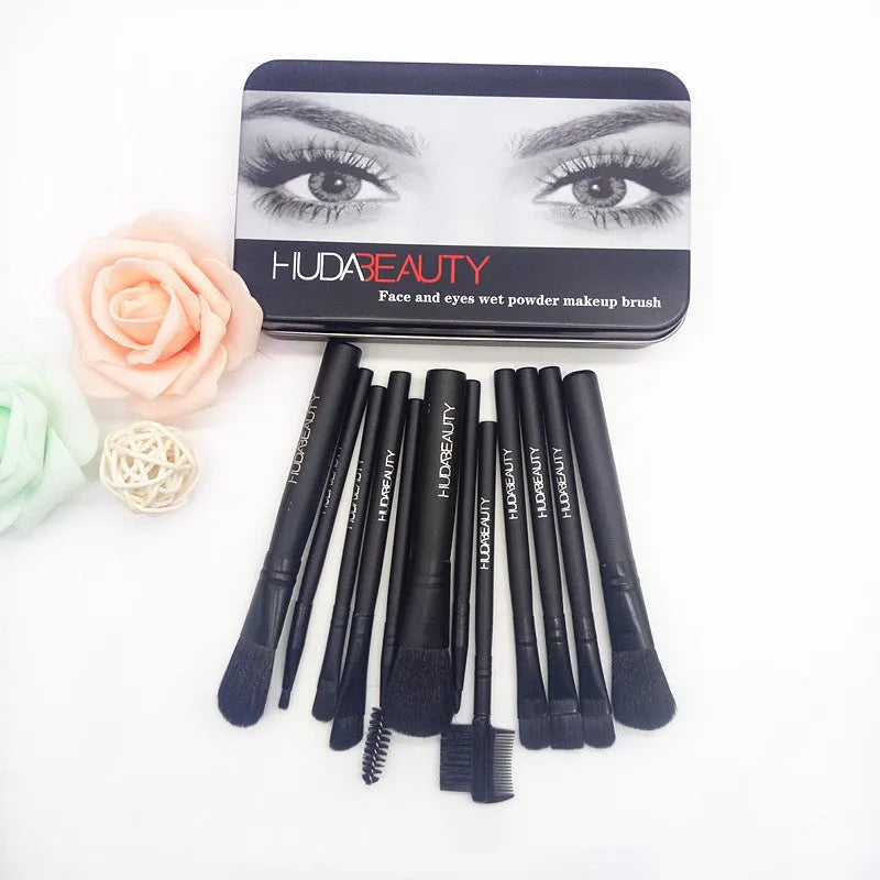 12-piece black makeup brush set in metal tin box with wooden handles and corrugated silk nylon bristles